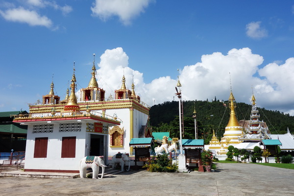 wat chong klam and wat chong klang, wat chong kham, wat chong klang