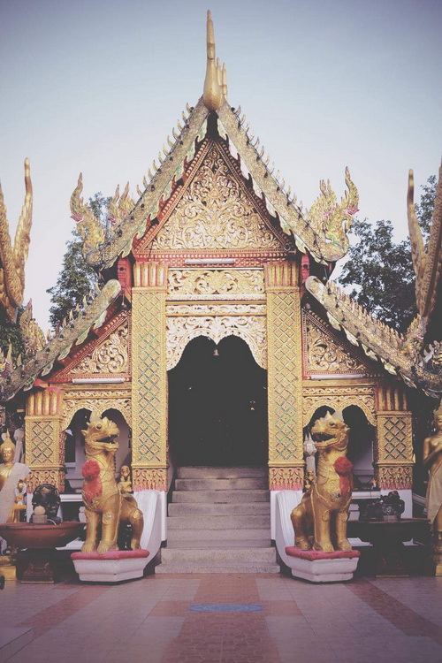 wat phra that doi kham, wat phrathat doi kham, phrathat doi kham temple, phra that doi kham temple