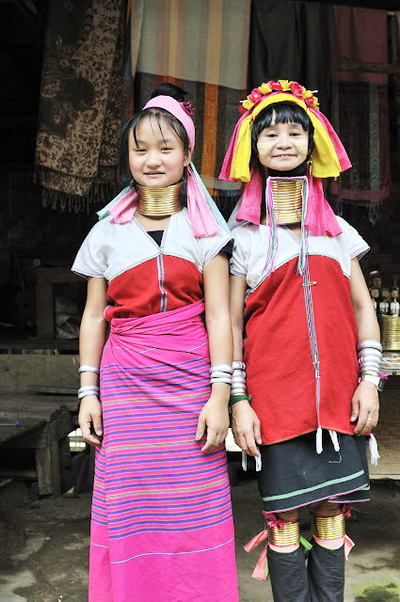 huay pu keng, baan huay pu keng, long neck village, baan nam phiang din, baan nam piang din