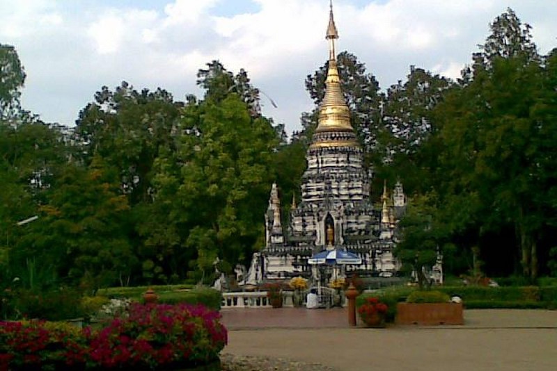 wat phra that mae chedi, phra that mae chedi temple, wat phrathat mae chedi, phrathat mae chedi temple