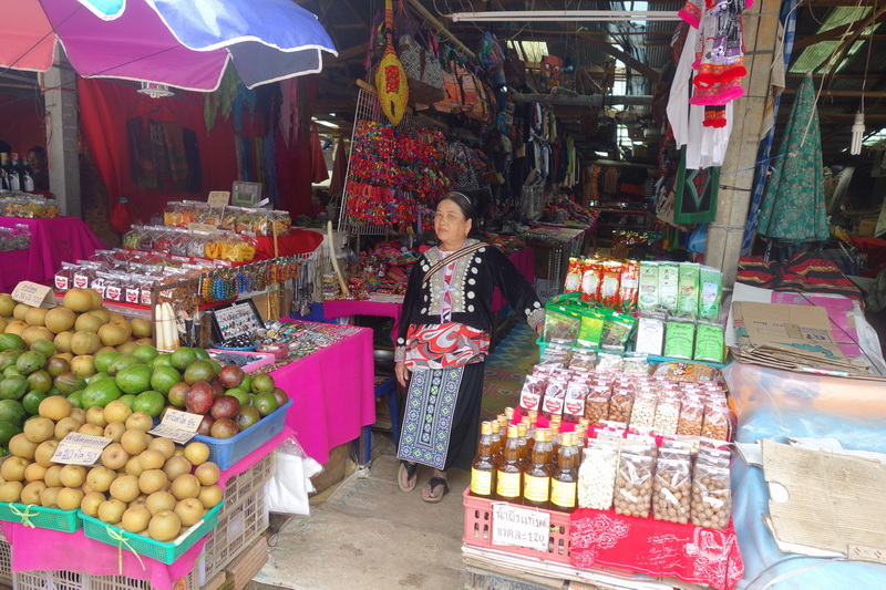 Hmong market, Hmong marketdoi inthanon, doi tnthanon national park, doi inthanon, trekking doi inthanon national park, trekking doi inthanon