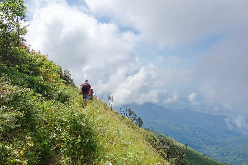 trekking at kew mae pan, trekking at kew mae pan nature trail, trek kew pae pan, tour trekking at kew mae pan nature trail, doi tnthanon national park, doi inthanon, trekking doi inthanon national park, trekking doi inthanon