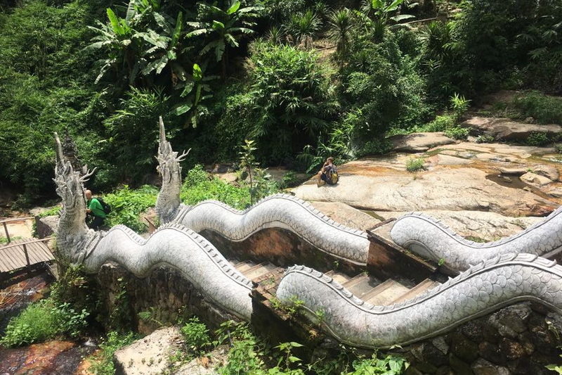 wat pha lad, wat pha lat, pha lad temple, pha lat temple