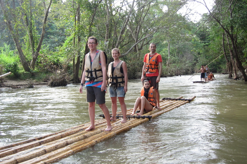 rafting mae wang, bamboo rafting mae wang