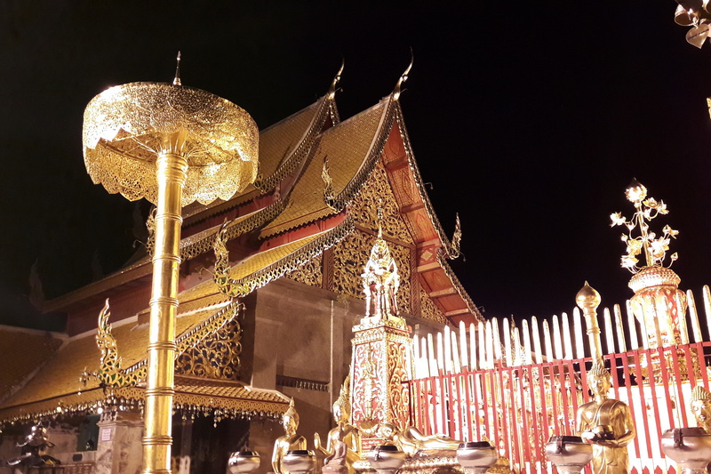 chiang mai evening tour, doi suthep evening tour, chiang mai night tour, doi suthep night tour, tour doi suthep temple at night