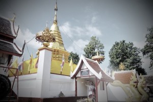 wat phra that doi kham, wat phrathat doi kham, phrathat doi kham temple, phra that doi kham temple