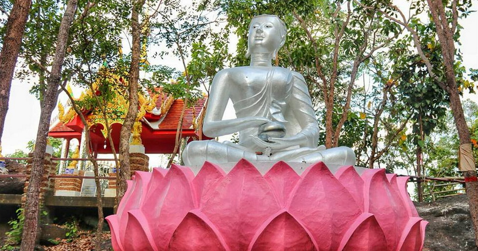 wat phra buddha bhat phrathat intr kwaen, phra buddha bhat phrathat intr kwaen temple, phra bhat phrathat intr kwaen, phra bhat phra that intr kwaen, wat phra buddha bhat phra that intr kwaen, phra buddha bhat phra that intr kwaen temple