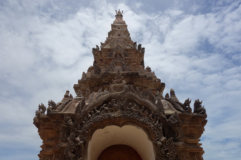 wat phra that lampang luang, wat phrathat lampang luang, wat lampang luang, phra that lampang luang temple, phrathat lampang luang temple, lampang luang temple, important temples in lampang, attraction temples in lampang