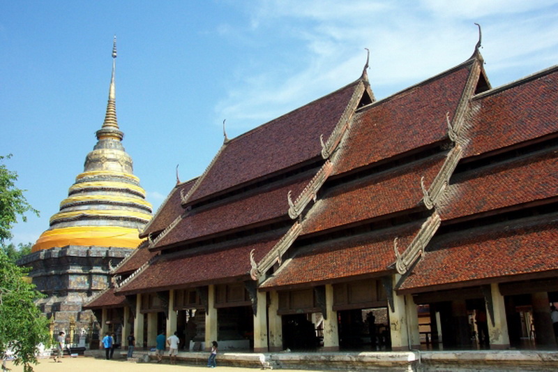 wat phra that lampang luang, wat phrathat lampang luang, wat lampang luang, phra that lampang luang temple, phrathat lampang luang temple, lampang luang temple, important temples in lampang, attraction temples in lampang