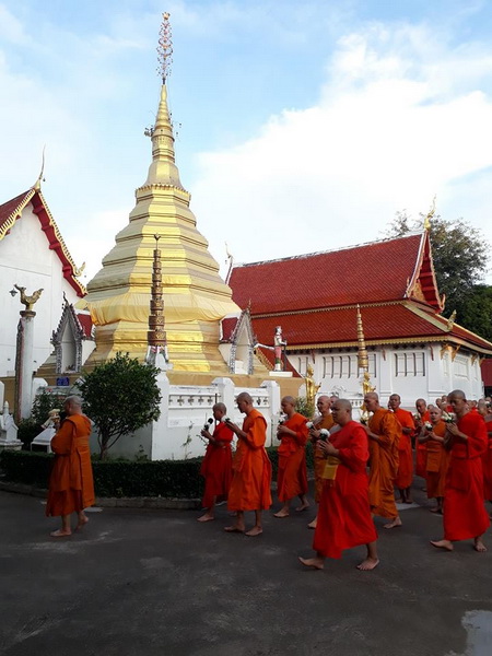 wat phra non in phrae, wat phra non phrae, phra non temple in phrae, phra non temple phrae, wat phra non, phra non temple